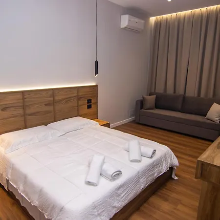 Bb The Garden * Dıraç