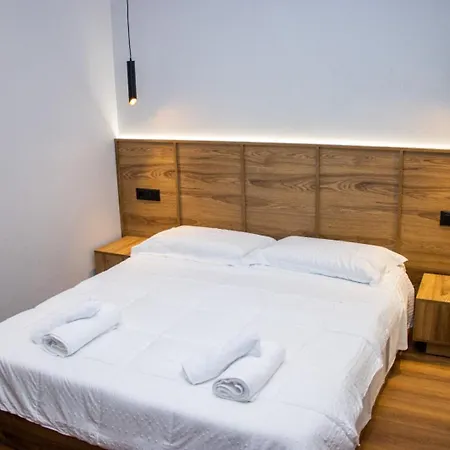 Bb The Garden * Durrës