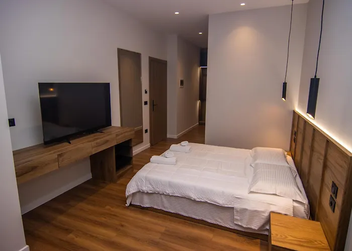 Bb The Garden Durrës