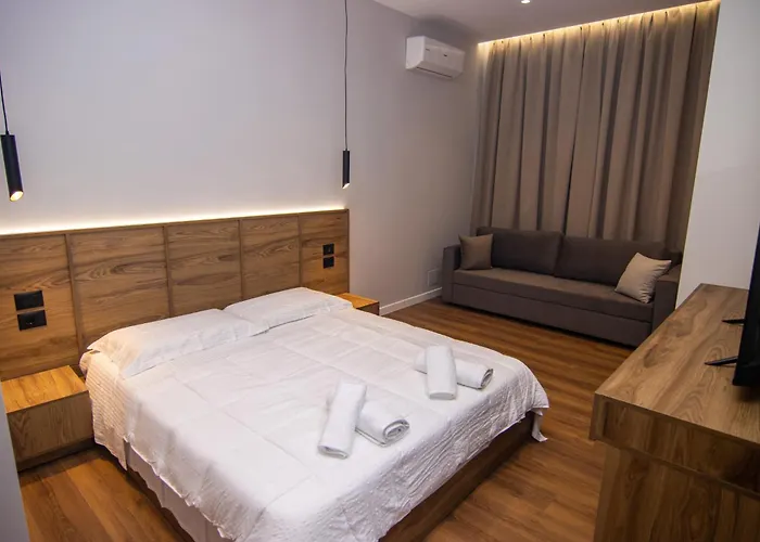 Bb The Garden * Durrës